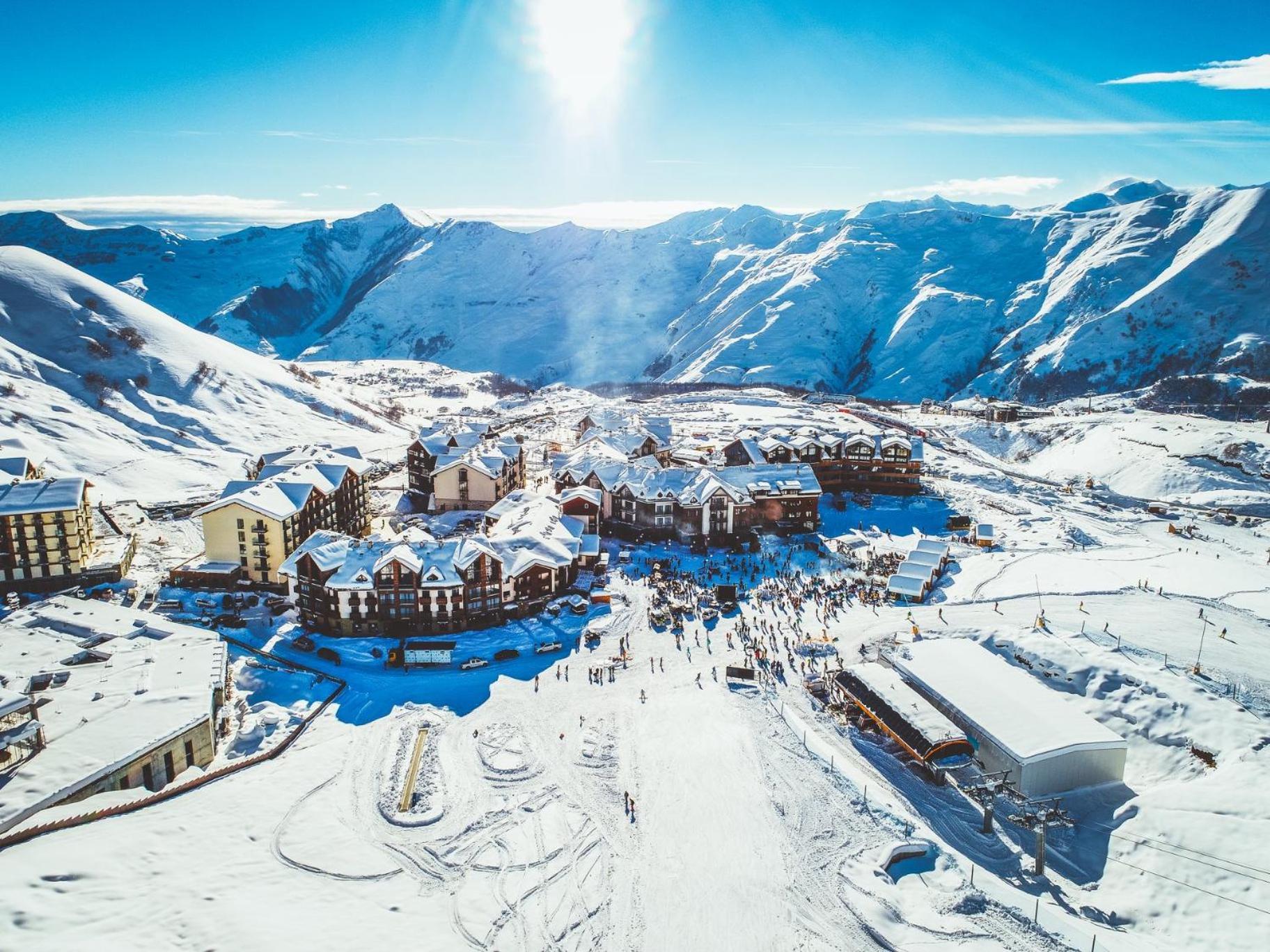 New Gudauri Voyage Apartments By Gondola ภายนอก รูปภาพ