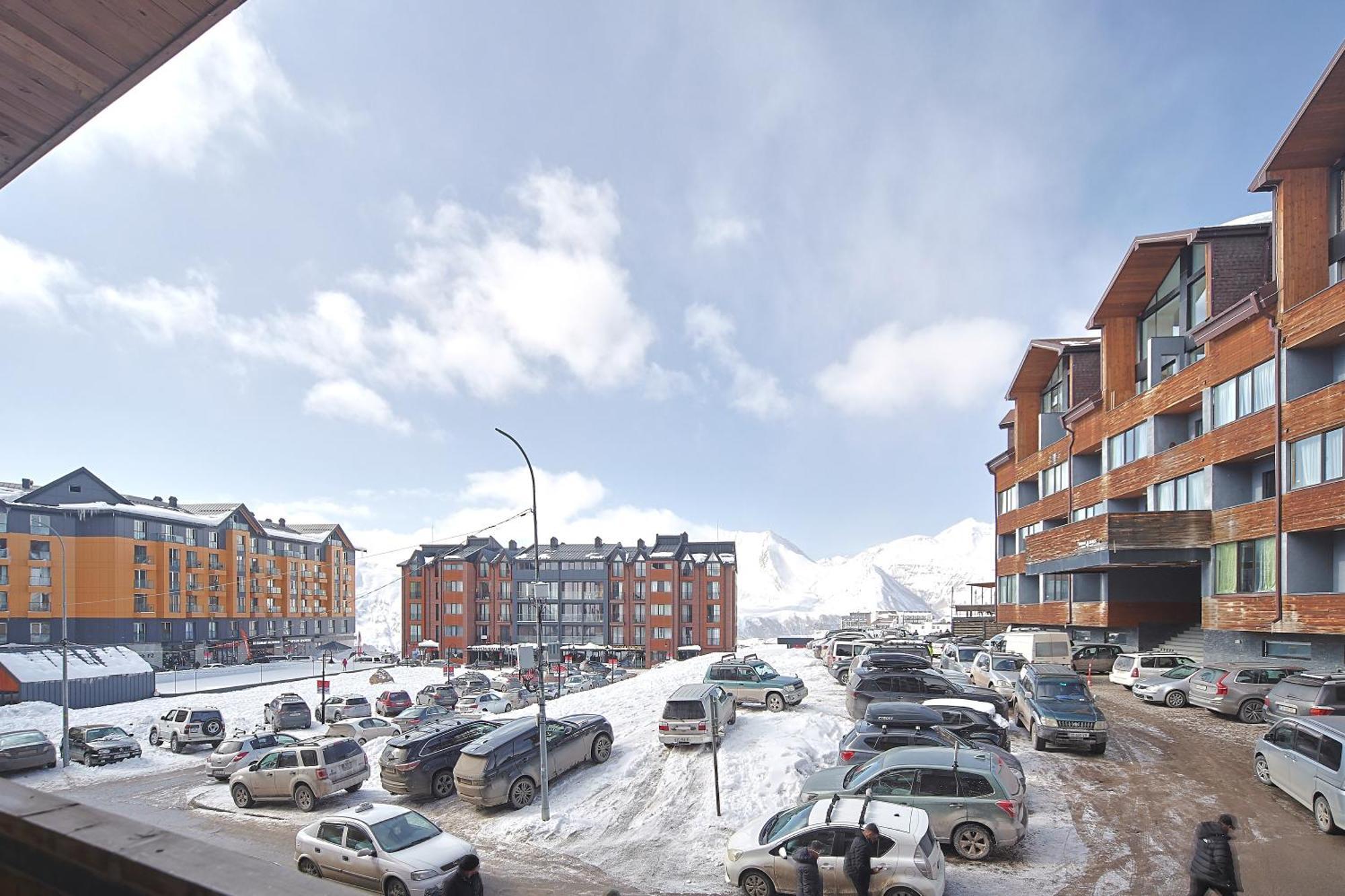 New Gudauri Voyage Apartments By Gondola ภายนอก รูปภาพ